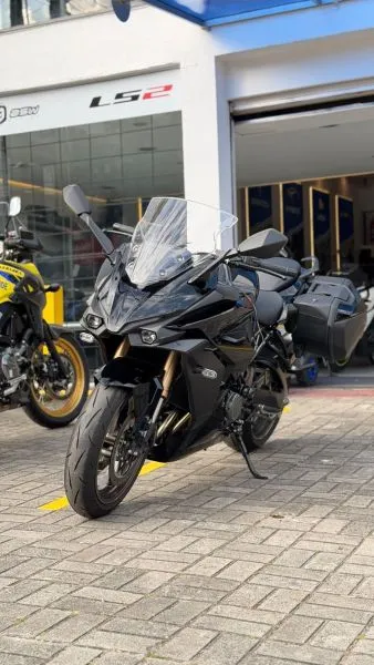 SUZUKI Suzuki GSX-S1000 GT